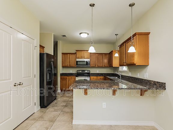 5th image of 172 Peoria Blvd