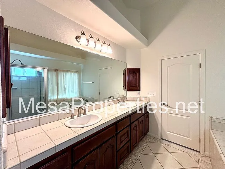 18195 Harbor Dr — Photo 24
