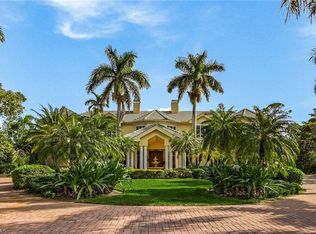 146 Ridge Dr, Naples, FL 34108