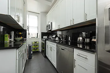 Rented by Rita S Citrin, LREB