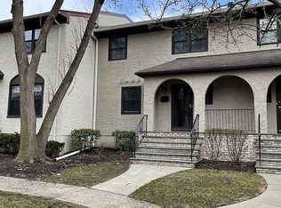 83 Somerset Dr, Suffern, NY 10901