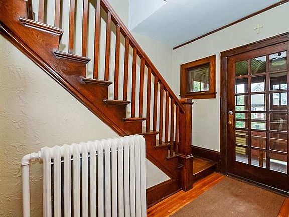3rd image of 1134 Selby Ave