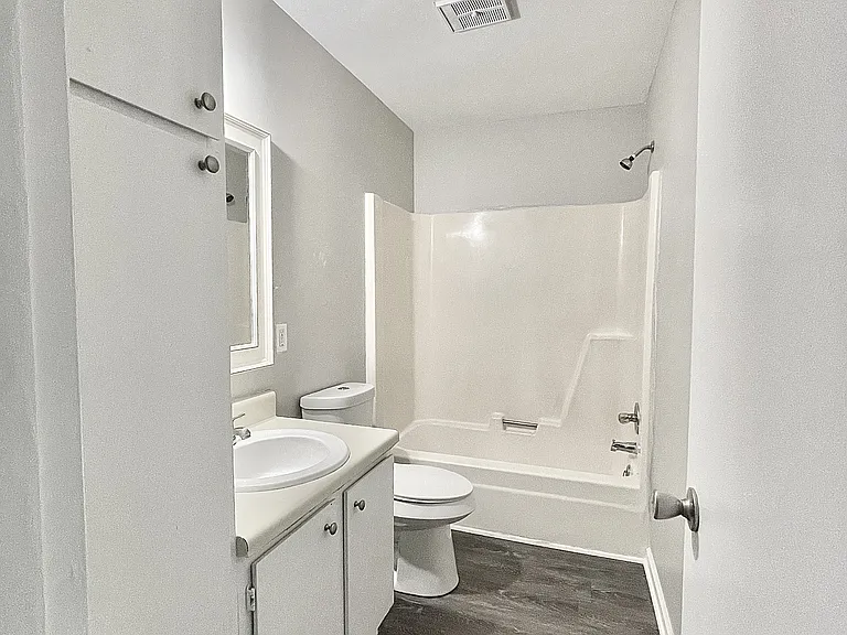 93 Jones Ave — Photo 9