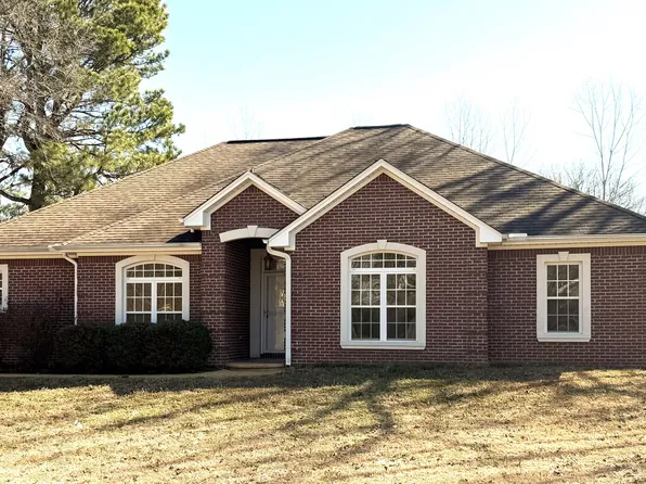 111 Deanna Dr, Guntown, MS 38849