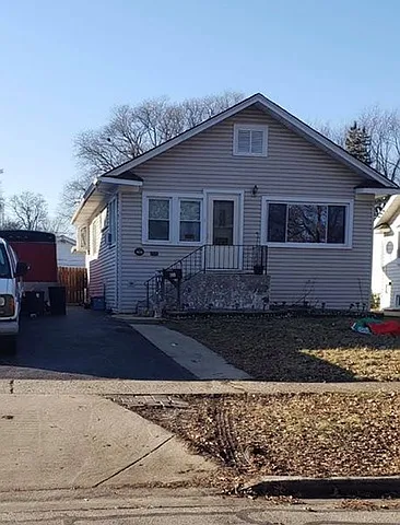 140 S Harvard Ave photo 1