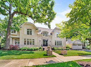 220 Wentworth Ave, Glencoe, IL 60022