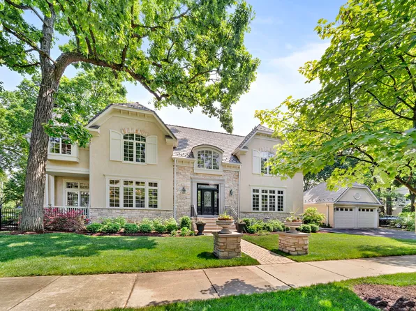 220 Wentworth Ave, Glencoe, IL 60022