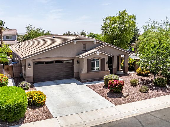 2nd image of 2507 E ELEANA Lane