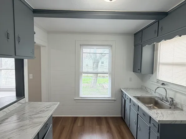 102 Benham St, Hamden, CT