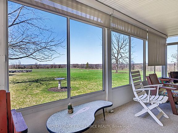 4th image of 1285 Brealey Dr