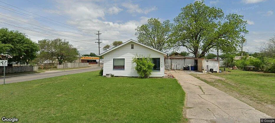 115 W Willow Ave
