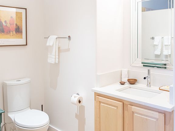 5th image of 703 Camino De La Familia Unit 3203
