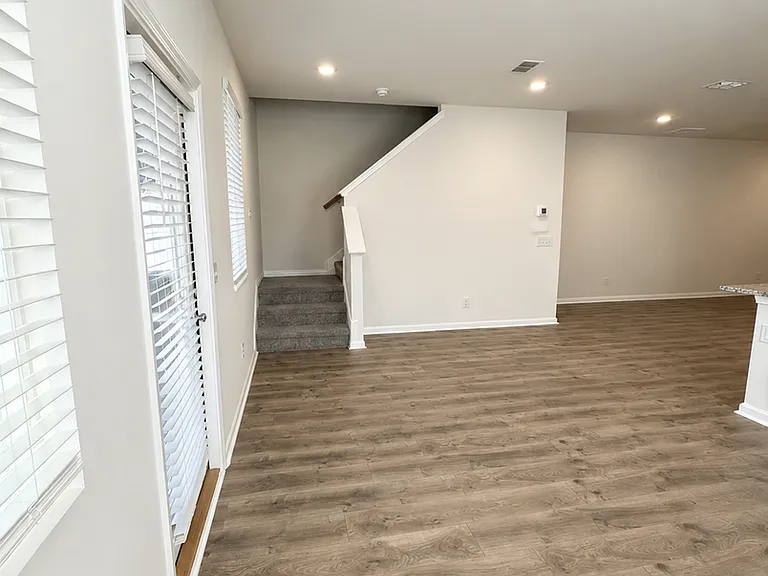 107 Congo Ct — Photo 6