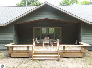 102 Adams Rd, Frankfort, MI 49635