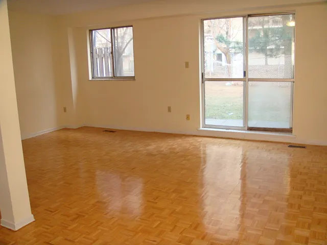 Barrington Ave Townhouses — Photo 2