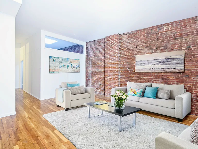 311 Broadway #4B — Photo 1