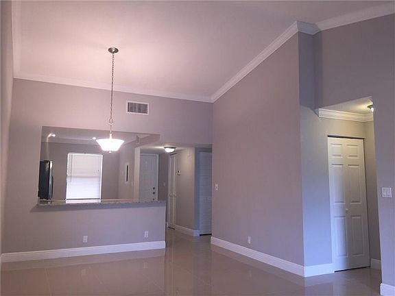 3rd image of 3125 Carambola Circle #3125