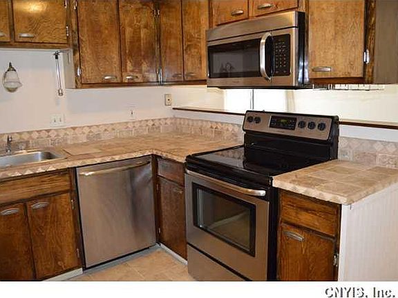 2nd image of 4410 Heritage Dr APT 5C