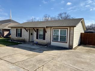 2221 El Paso, Grand Prairie, TX 75051