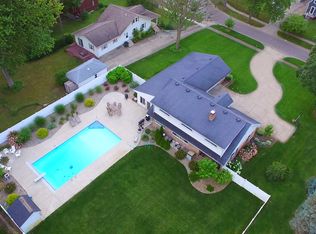 1421 Lawndale Rd, Elkhart, IN 46514