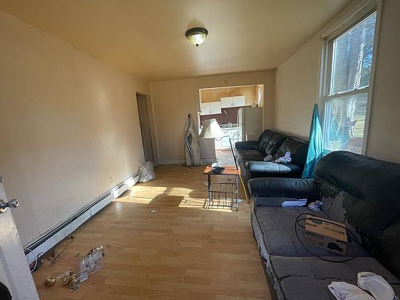 5th image of 52 Westside Ave #1-4
