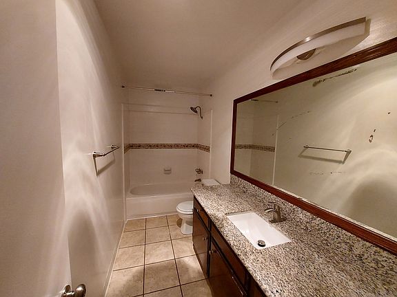 5th image of 4333 E 2nd St APT 306