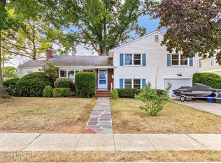65 Parker Ave, Fair Haven, NJ 07704