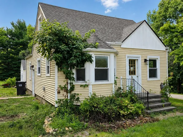 516 Ann Arbor St, Manchester, MI 48158