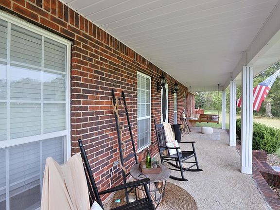 3rd image of 11609 Forest Crest Ln