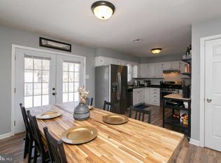 206 Seminole Trl, Browns Mills, NJ 08015