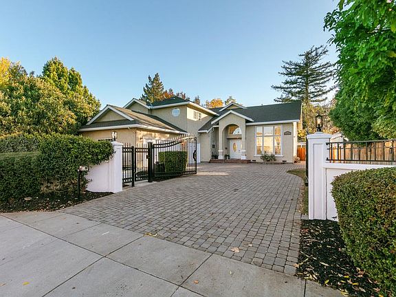 2nd image of 398 Knowles Dr