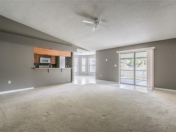 2nd image of 782 Crystal Dr