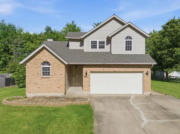 3326 Meadow Green Ct, Amelia, OH 45102