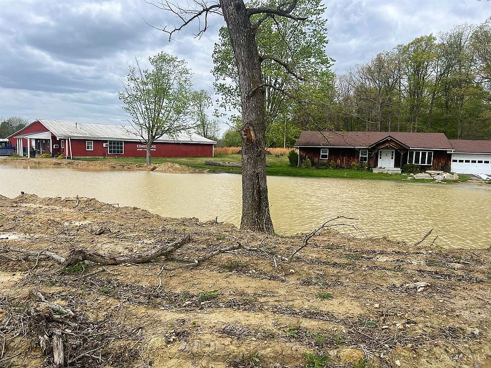 2nd image of 3266 Cross Rd