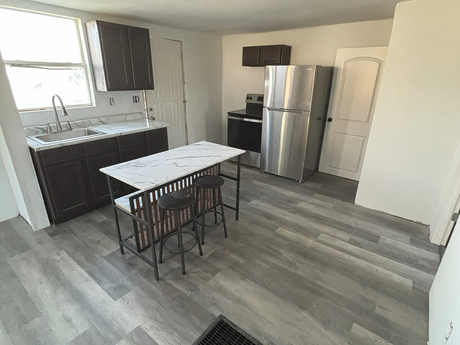 1 bed, 528 sqft, $725 — Photo 1