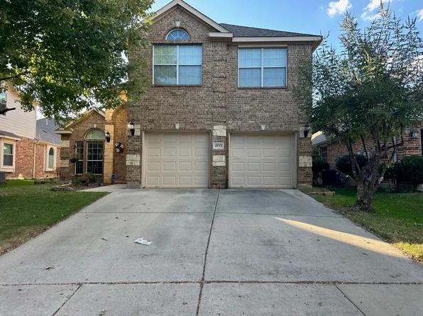 4933 Bacon Dr, Fort Worth, TX 76244