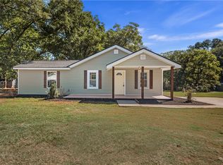 219 Nalley St, Easley, SC 29640