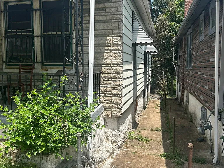 6041 Harney Ave — Photo 20