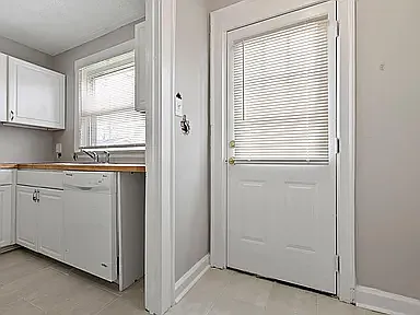 3 bed, 1200 sqft, $1,450 — Photo 4
