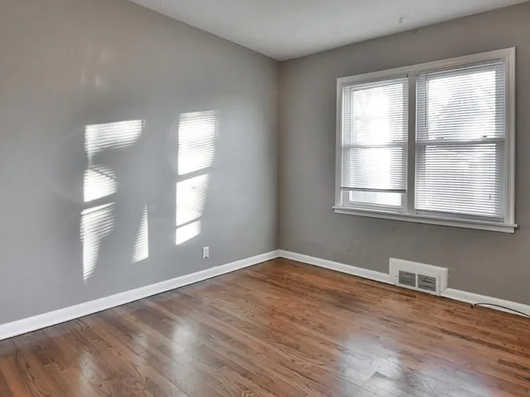 4817 S 48th St — Photo 7