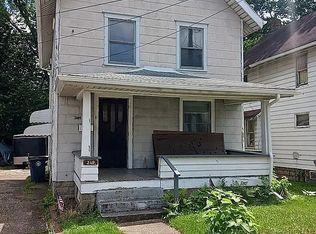 349 Comstock Ct, Akron, OH 44305