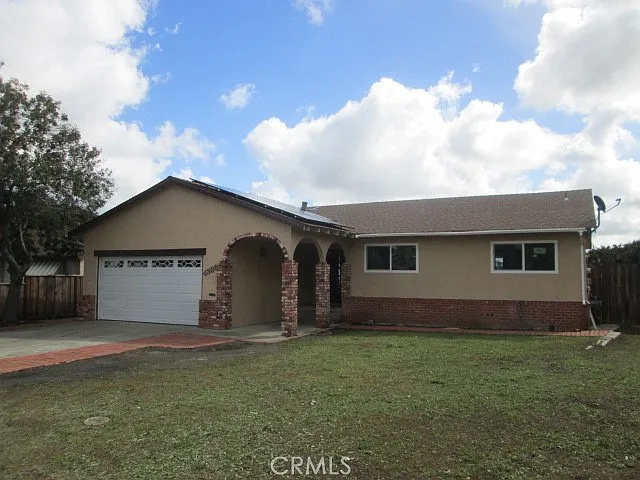 4399 Hillview Dr photo 1