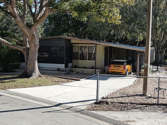 3rd image of 2038 Thelma Dr