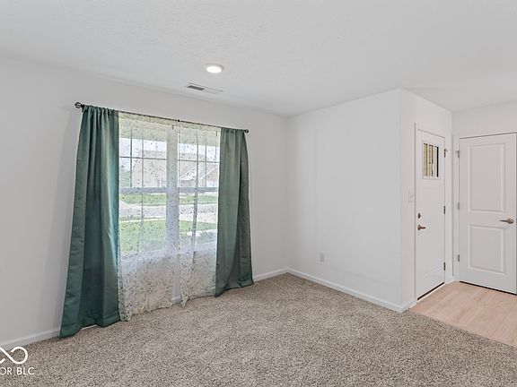5th image of 10107 Camp Creek Way