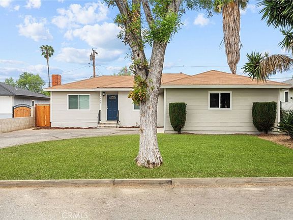 2nd image of 8232 Malven Ave