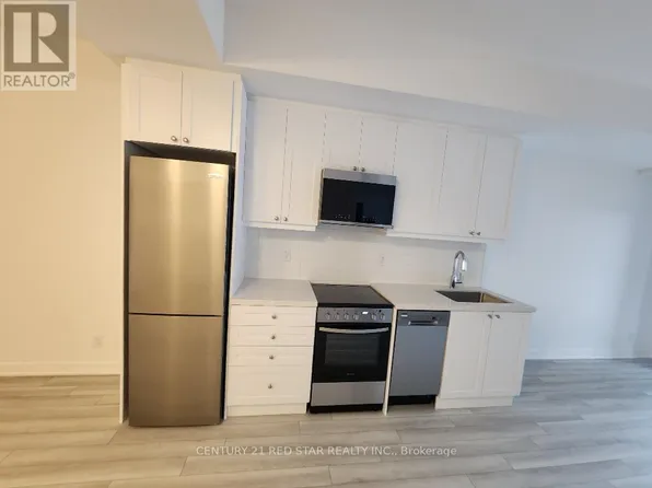 55 Clarington Blvd #312, Clarington, ON L1C 7E5