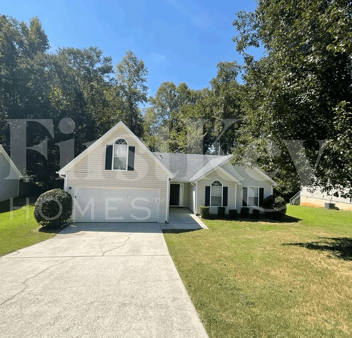 3 bed, 2.0 bath, 1412 sqft, $1,935 — Photo 1