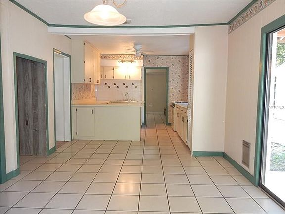Dining/Kitchen from side door entry