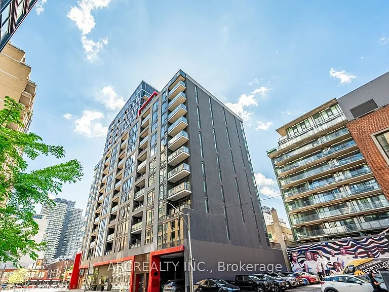 435 Richmond St W #404 — Photo 1