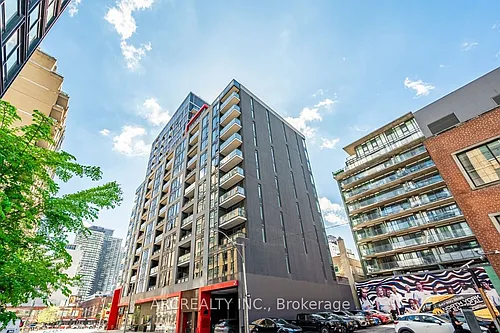 435 Richmond St W Photo 1